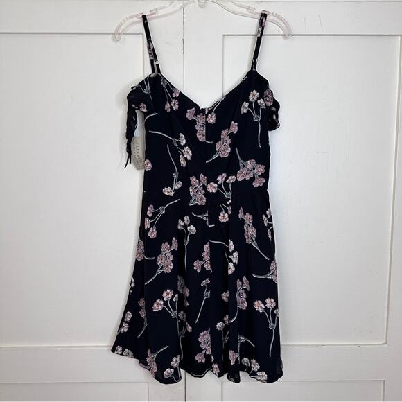 NWT Flynn Skye Bodhi Floral Button Front Mini Dress XS - Picture 5 of 6
